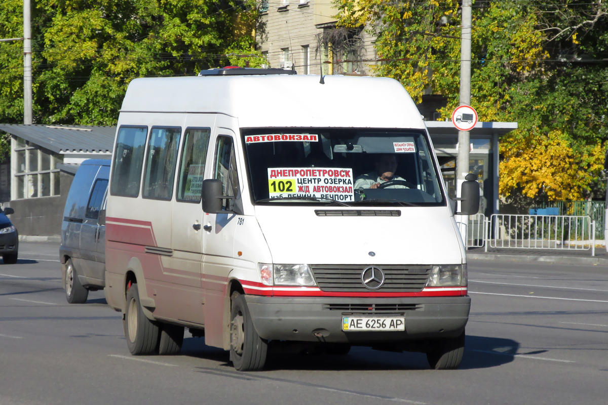 Днепропетровская область, Mercedes-Benz Sprinter W904 412D № AE 6256 AP