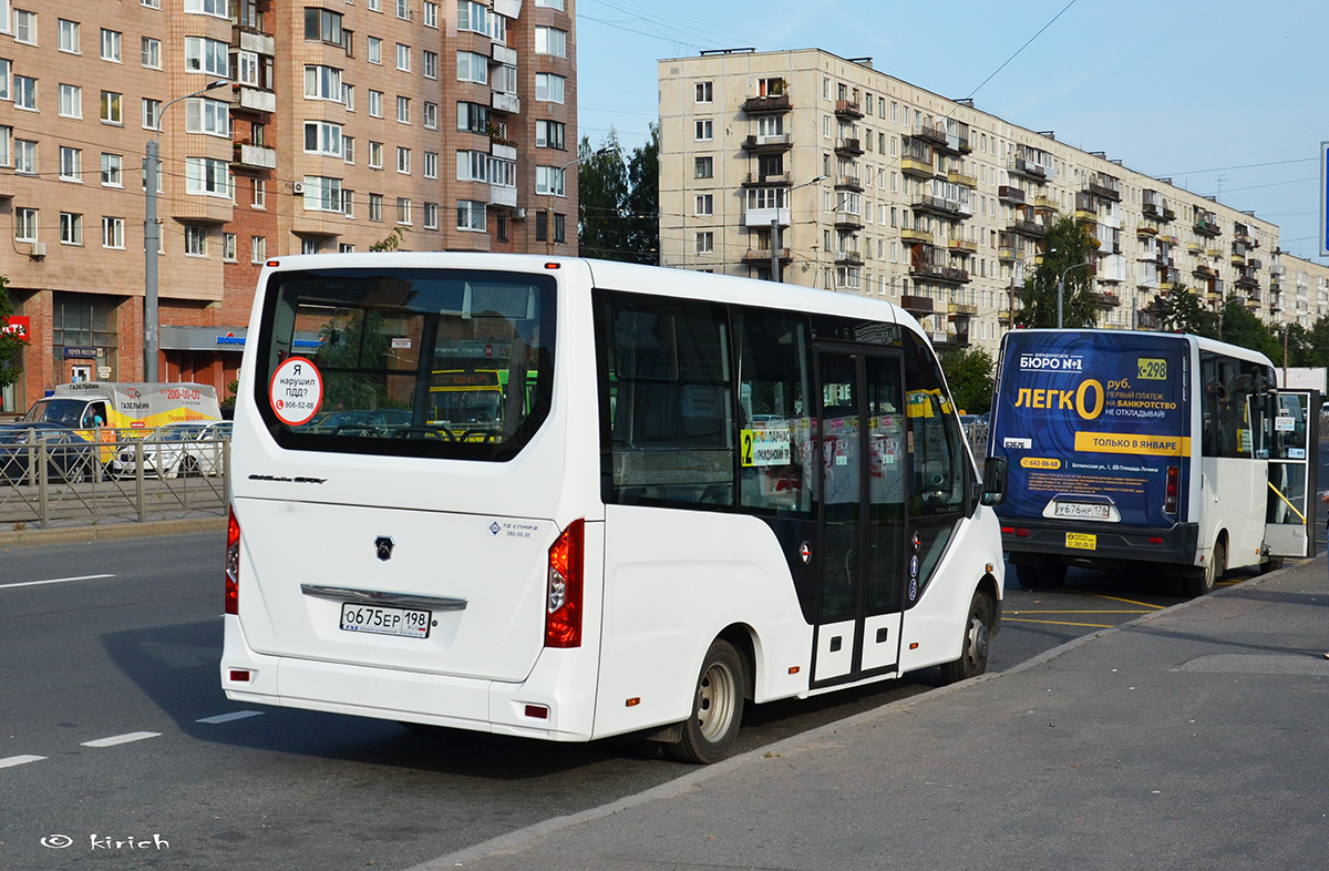 Санкт-Петербург, ГАЗ-A68R52 City № О 675 ЕР 198