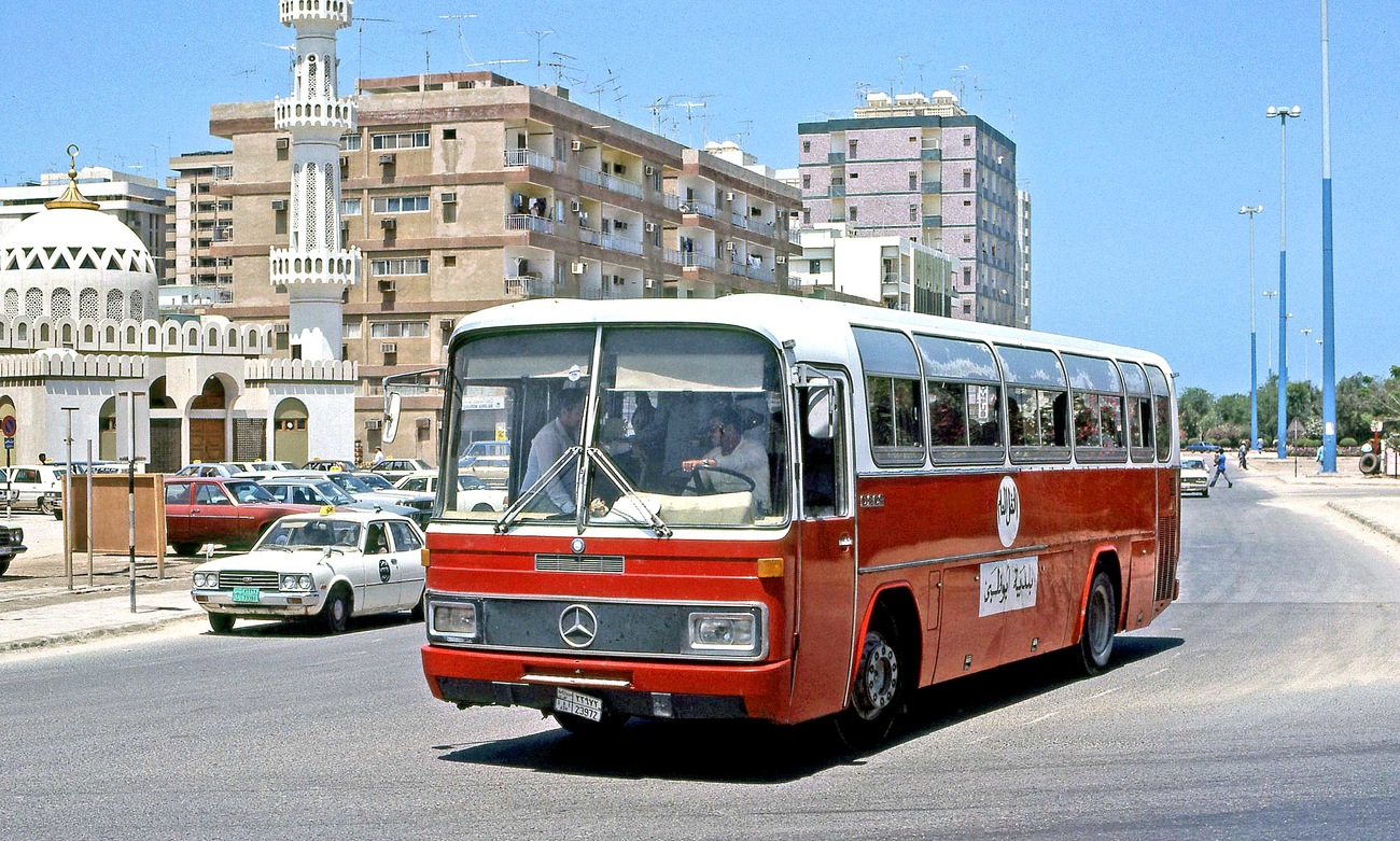 ОАЭ, Mercedes-Benz O303 № 23972; ОАЭ — Старые фотографии