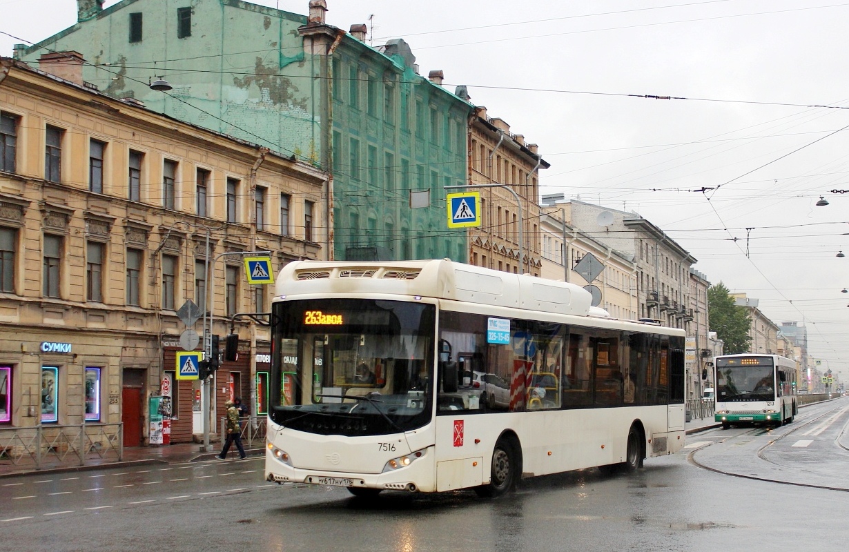 Sankt Petersburg, Volgabus-5270.G2 (CNG) Nr 7516