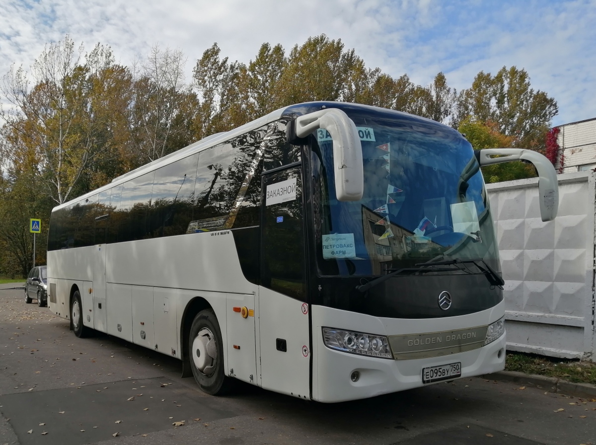 Московская область, Golden Dragon XML6127JR Snow Leopard № Е 095 ВУ 750