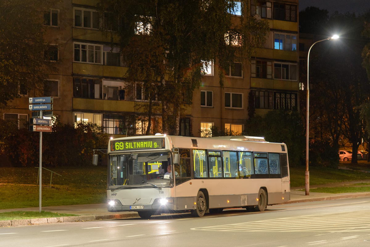 Литва, Volvo 7700 № 758