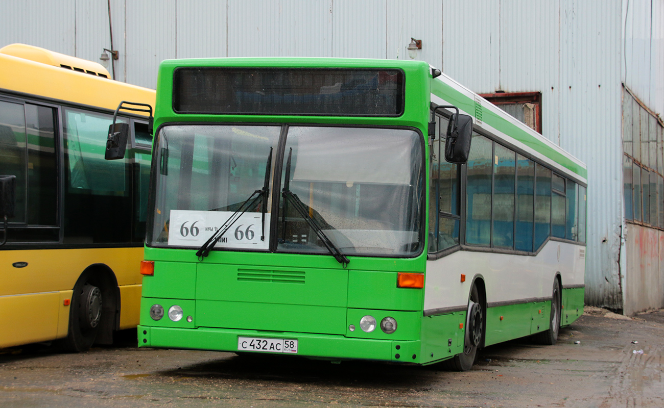 Penza region, Mercedes-Benz O405N2 (SAM) č. С 432 АС 58