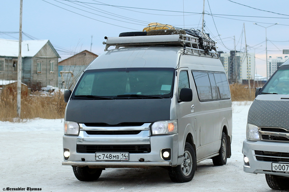 Саха (Якутия), Toyota HiAce TRH223L № С 748 МВ 14