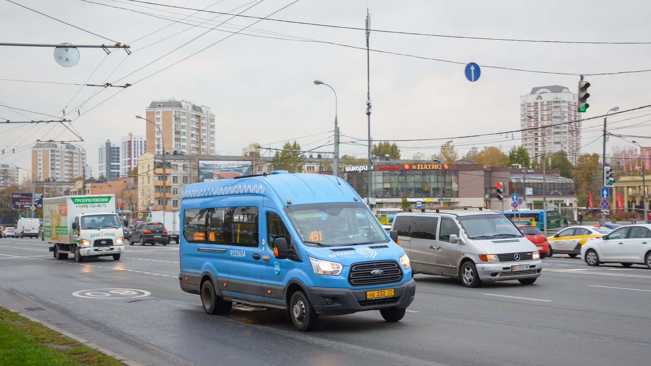 Москва, Ford Transit FBD [RUS] (Z6F.ESG.) № 9525634