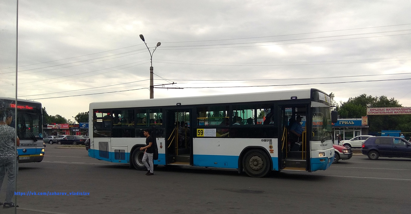 Алматы, Yutong ZK6108HGC № 114 AY 02