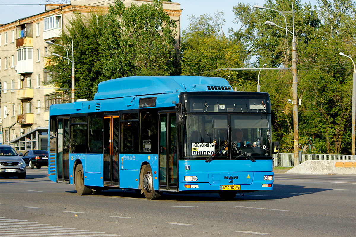 Dnepropetrovsk region, MAN A21 NL313 CNG sz.: 15