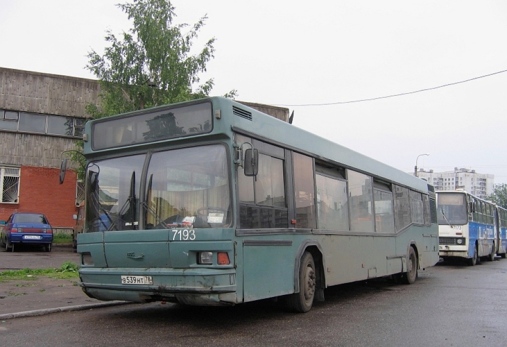 Sankt Petersburg, MAZ-103.040 Nr 7193