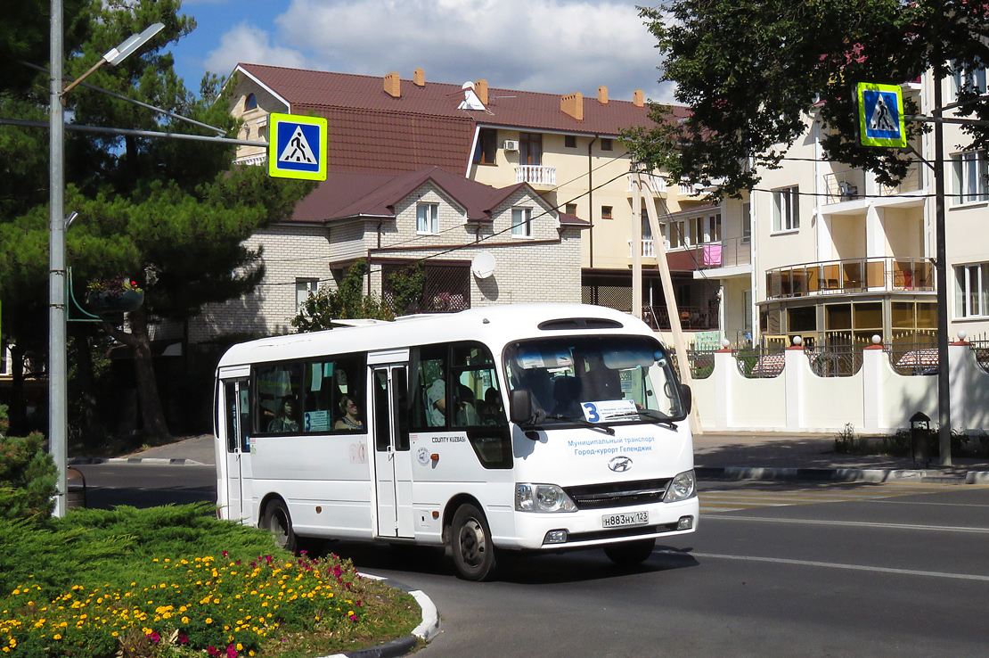 Krasnodar region, Hyundai County Kuzbass № Н 883 НХ 123