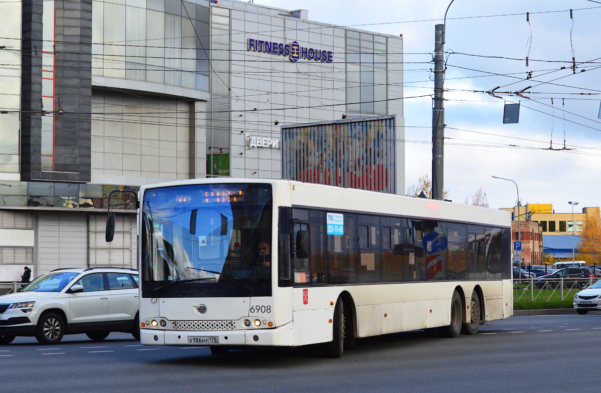 Saint Petersburg, Volgabus-6270.06 