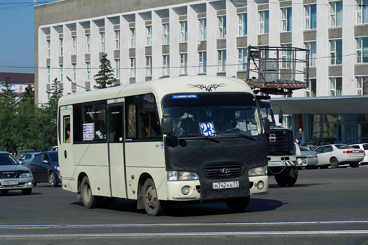 Бурятия, Hyundai County SWB C08 (РЗГА) № М 742 КА 71