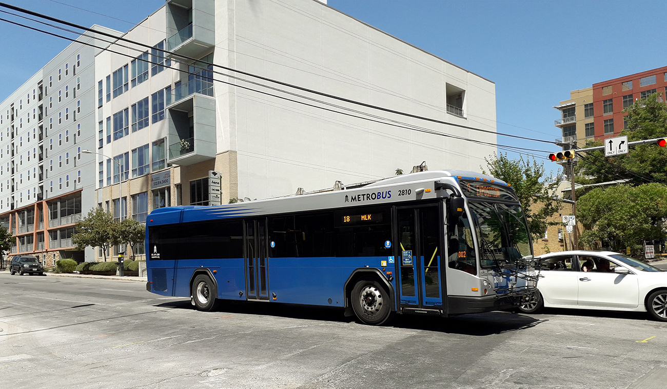 США, Gillig BRT № 2810