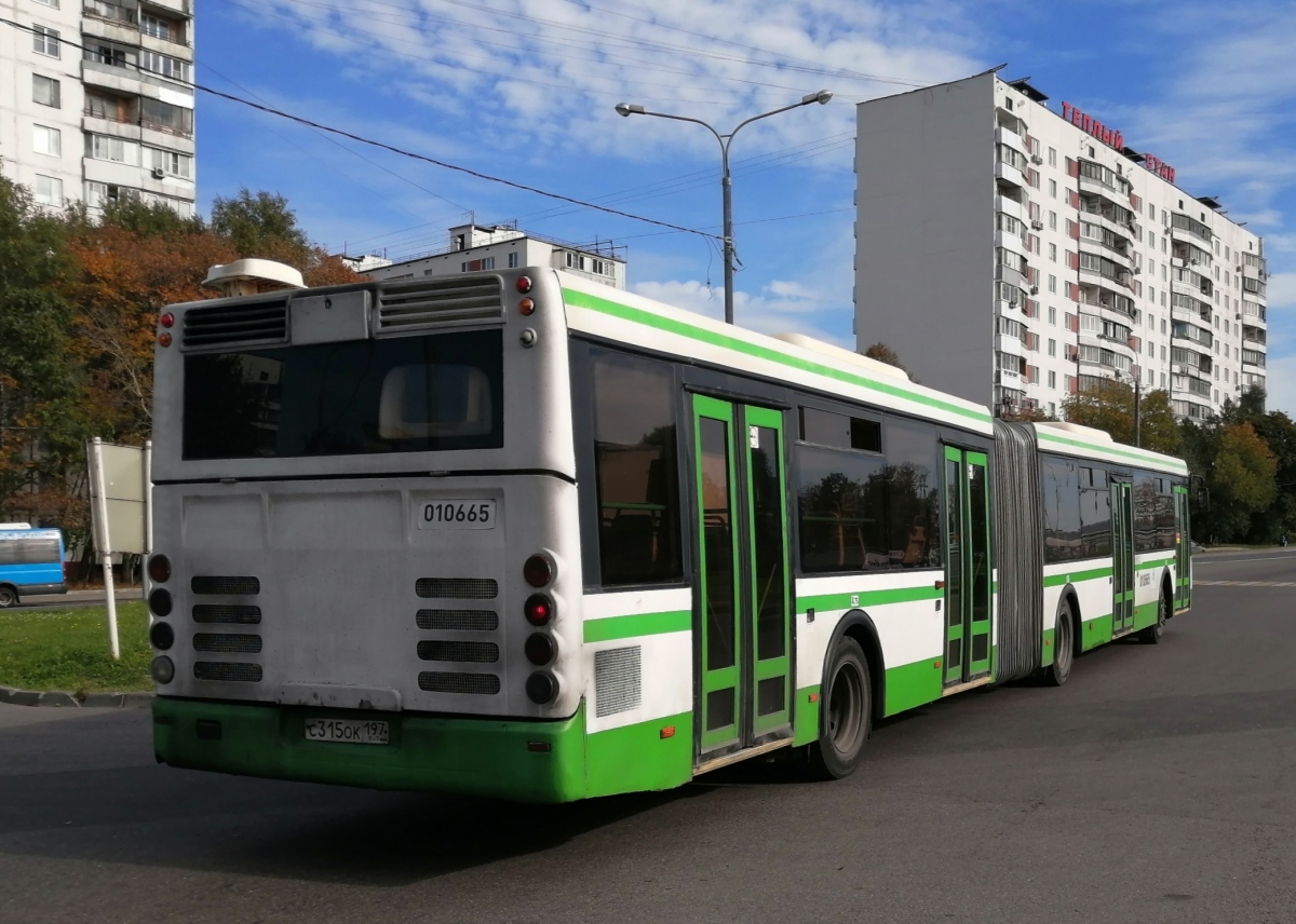 Москва, ЛиАЗ-6213.21 № 010665