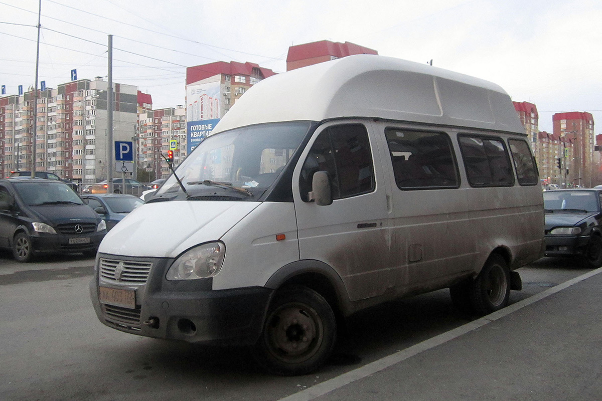 Тюменская область, Луидор-225000 (ГАЗ-322133) № АА 403 72