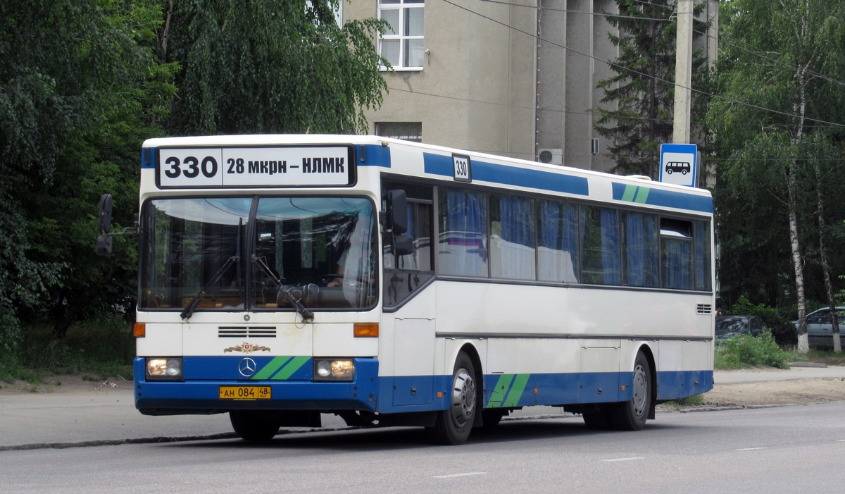 Lipetsk region, Mercedes-Benz O405 № АН 084 48