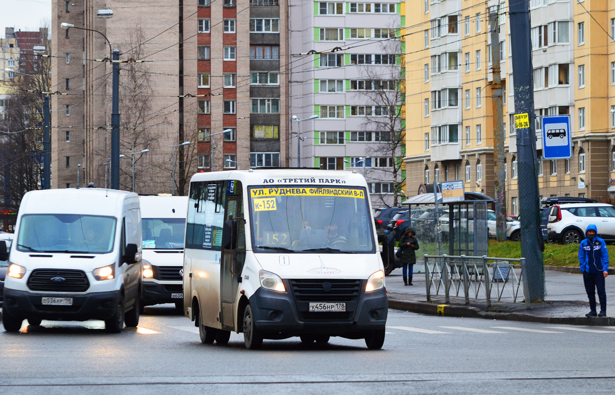 Санкт-Петербург, ГАЗ-A64R42 Next № У 456 НР 178