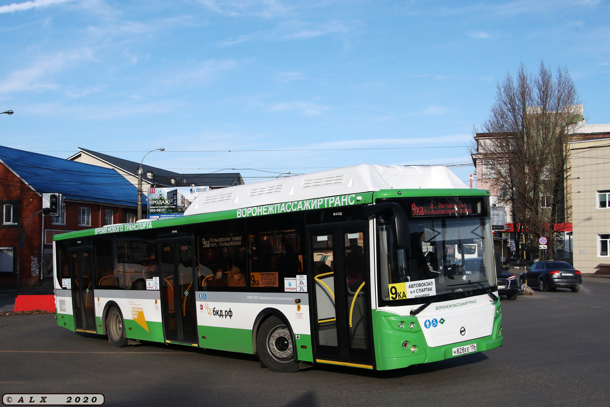 Воронежская область, ЛиАЗ-5292.67 (CNG) № К 828 ЕЕ 136