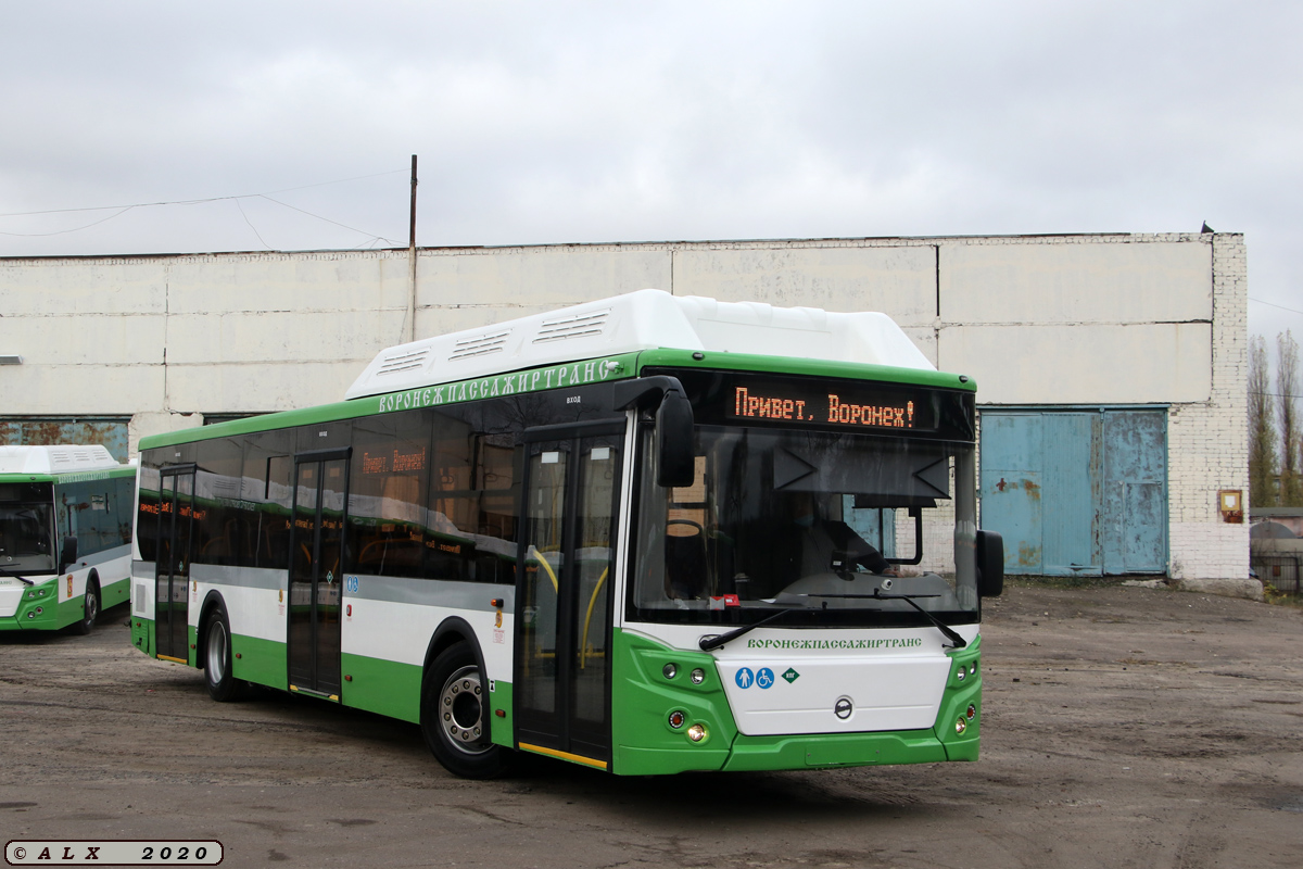 Воронежская область, ЛиАЗ-5292.67 (CNG) № К 871 ЕЕ 136