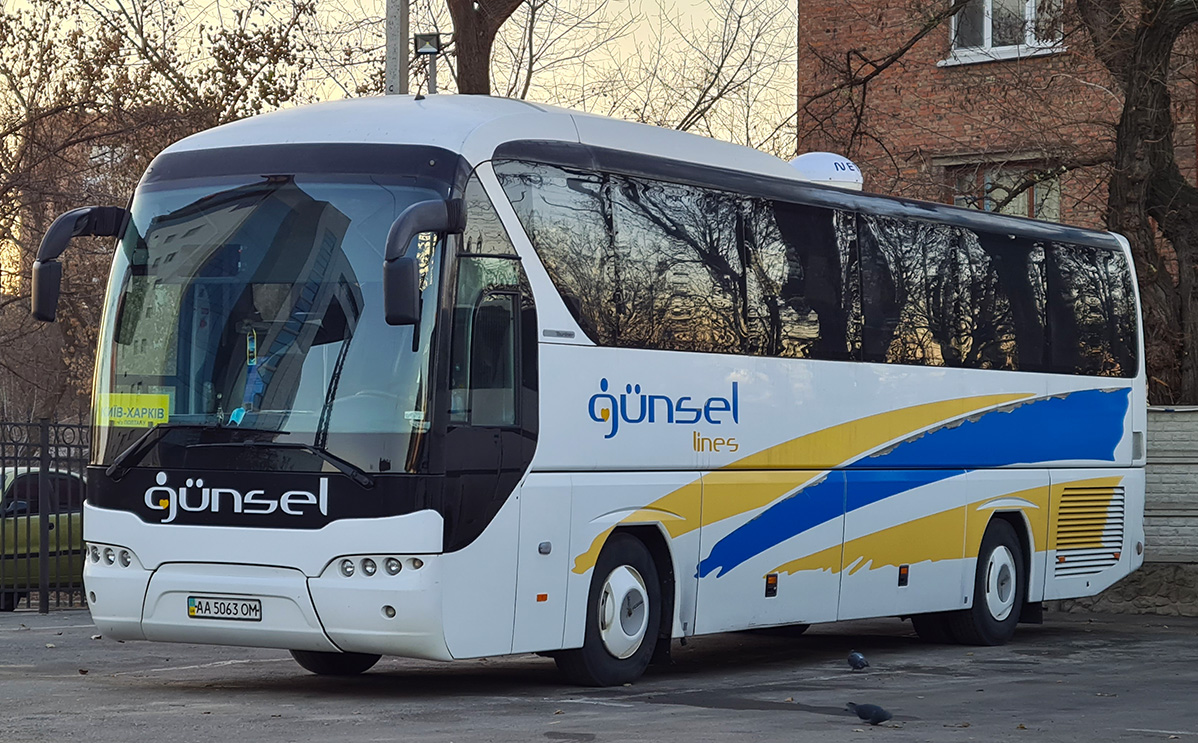 Киев, Neoplan P21 N2216SHD Tourliner SHD № AA 5063 OM