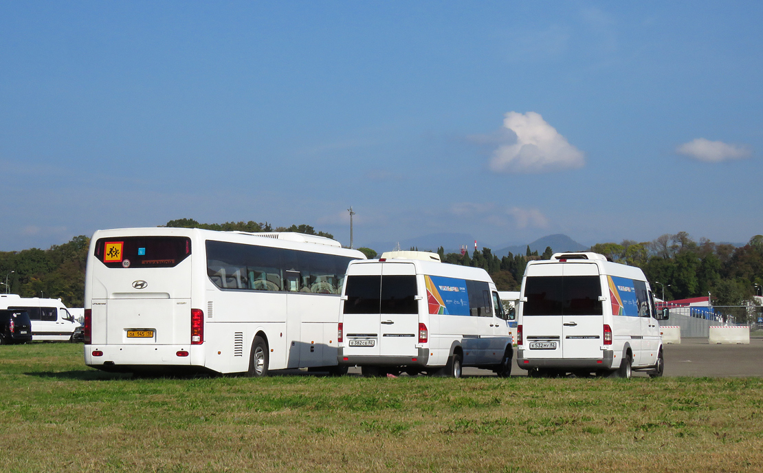 Республика Крым, Луидор-223204 (MB Sprinter Classic) № Е 382 СЕ 82; Республика Крым, Луидор-223201 (MB Sprinter Classic) № К 532 МУ 82