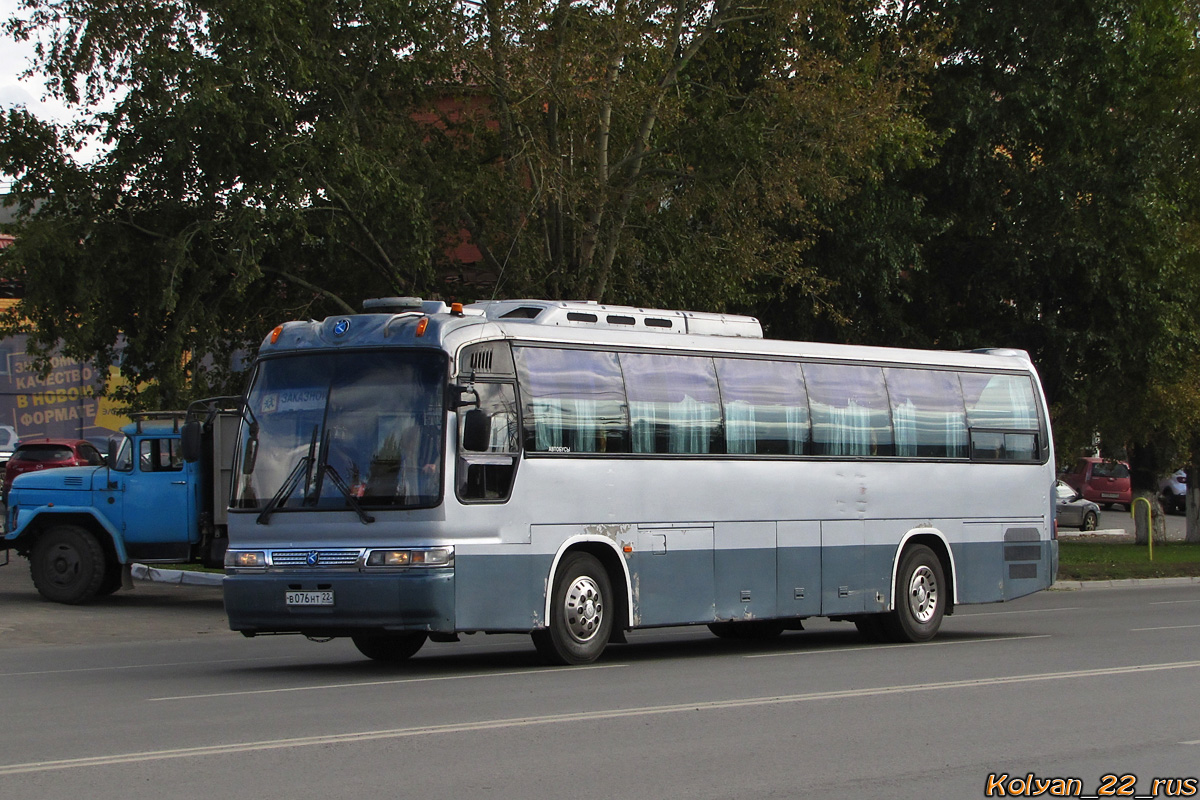 Алтайский край, Kia Granbird № В 076 НТ 22