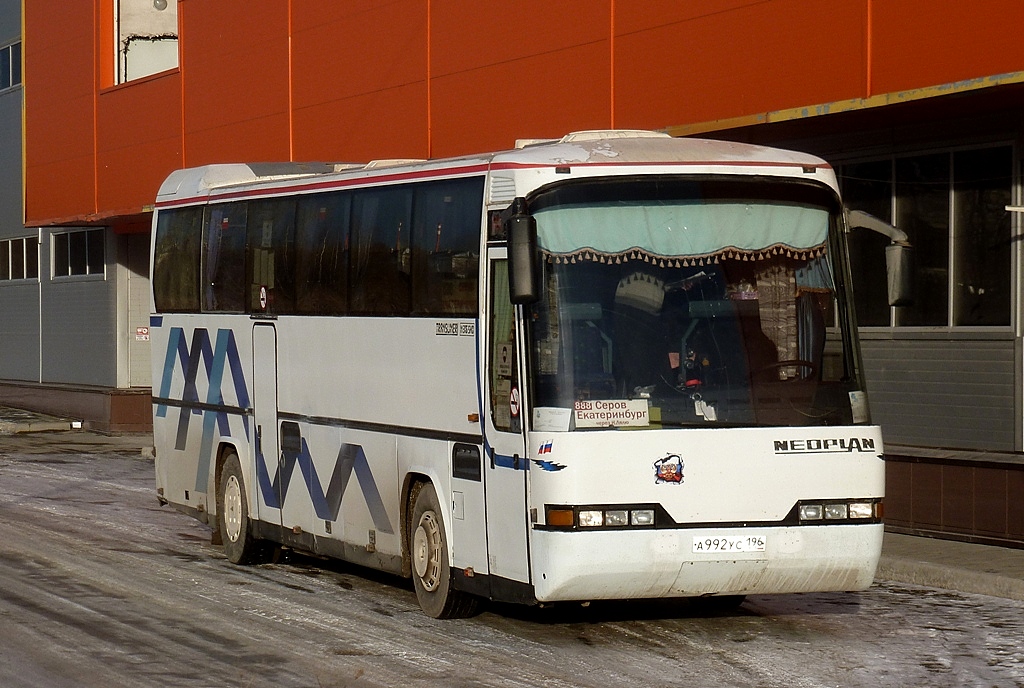 Свярдлоўская вобласць, Neoplan N316SHD Transliner № А 992 УС 196