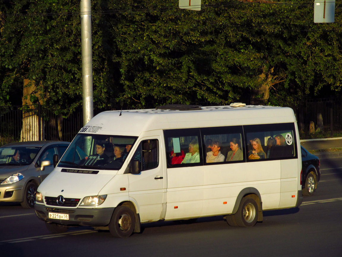 Пензенская область, Луидор-223203 (MB Sprinter Classic) № Р 221 ВН 58