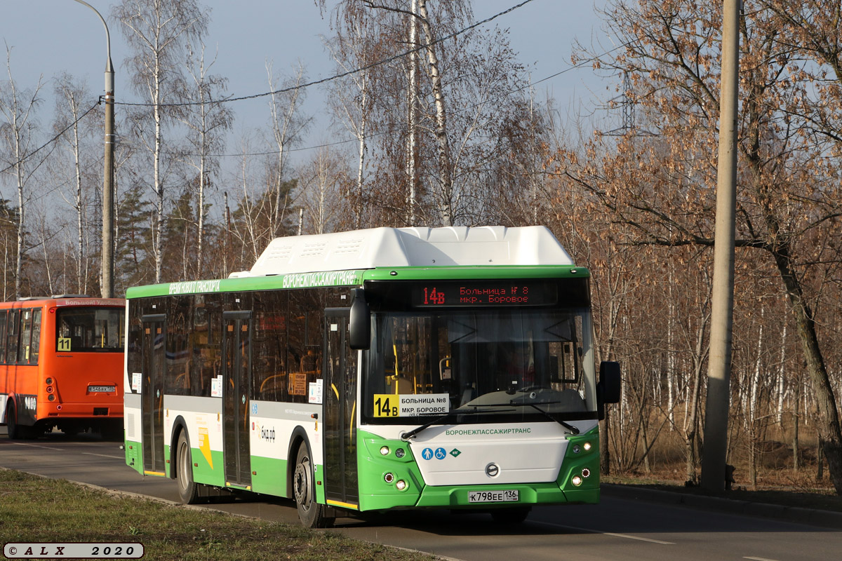 Воронежская область, ЛиАЗ-5292.67 (CNG) № К 798 ЕЕ 136