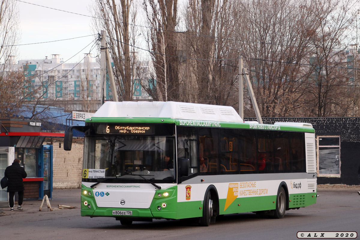 Воронежская область, ЛиАЗ-5292.67 (CNG) № К 806 ЕЕ 136