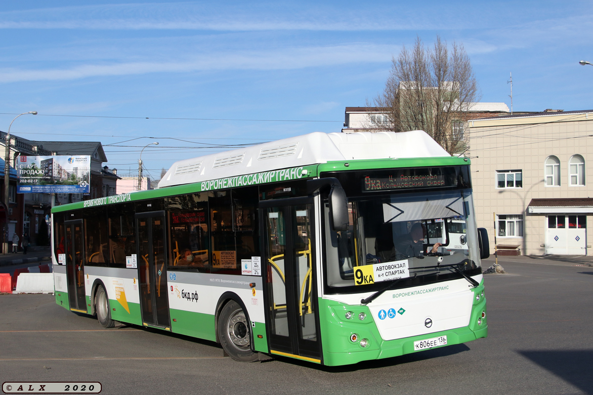 Воронежская область, ЛиАЗ-5292.67 (CNG) № К 806 ЕЕ 136