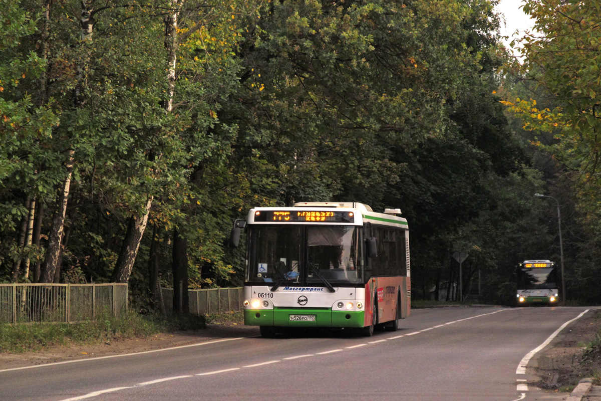 Moskva, LiAZ-5292.21 č. 06110