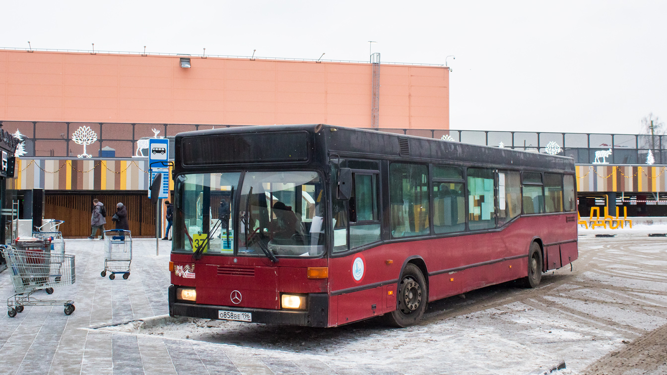 Свердловская область, Mercedes-Benz O405N2 № О 858 ВЕ 196