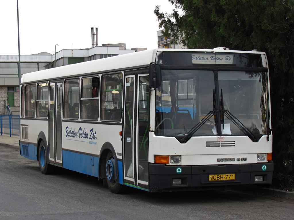 Венгрия, Ikarus 415.23B № 708