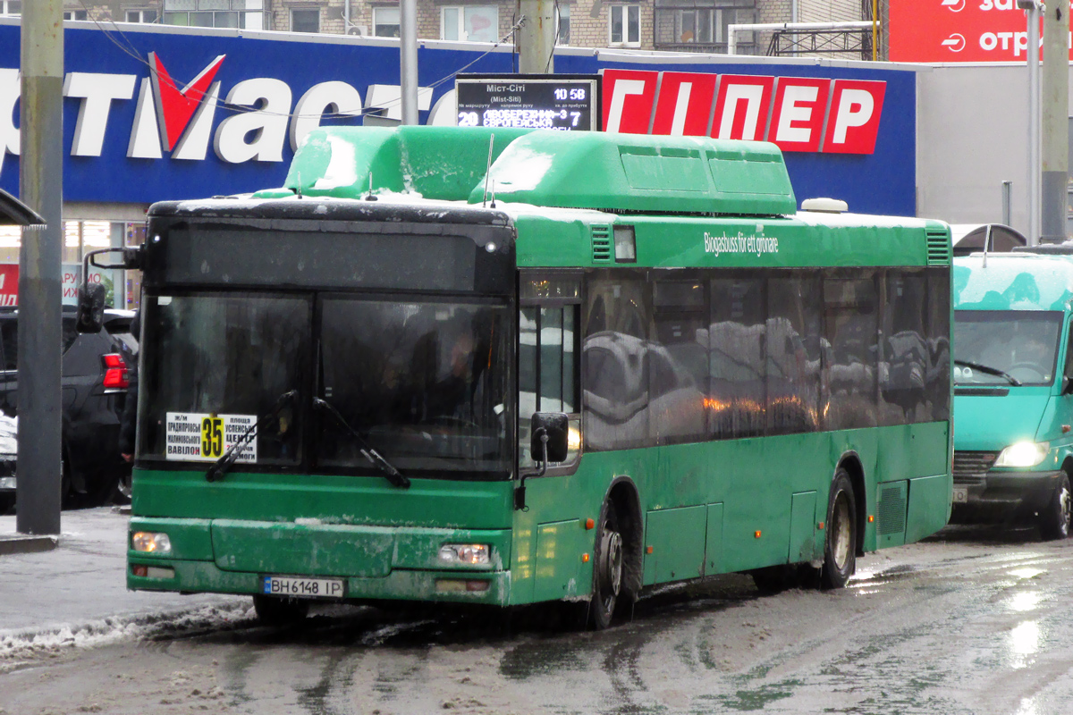 Dnepropetrovsk region, MAN A21 NL313 CNG # 11115