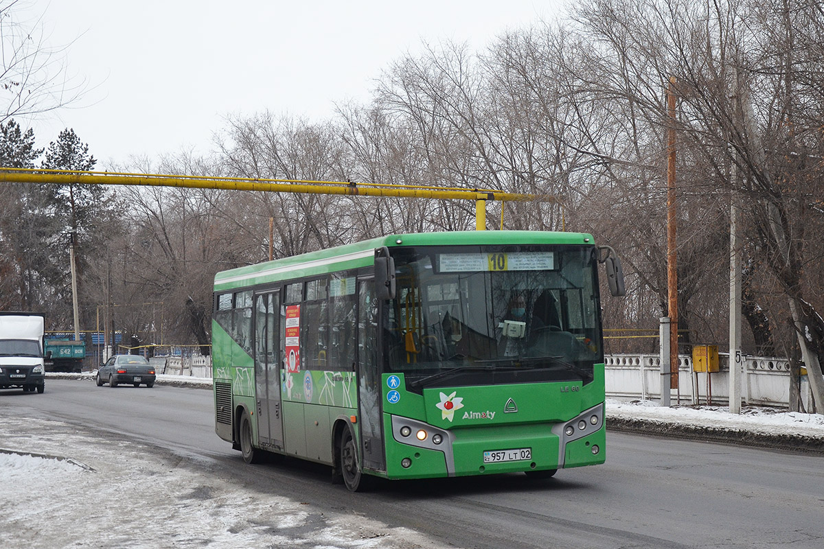 Almaty, SAZ LE60 č. 957 LT 02