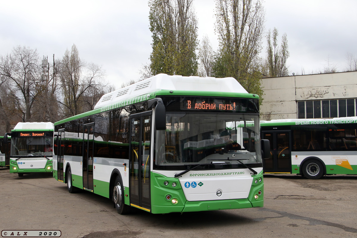 Воронежская область, ЛиАЗ-5292.67 (CNG) № К 806 ЕЕ 136