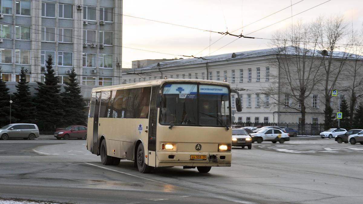 Omsk region, LAZ-4207JT "Liner-10" č. 141