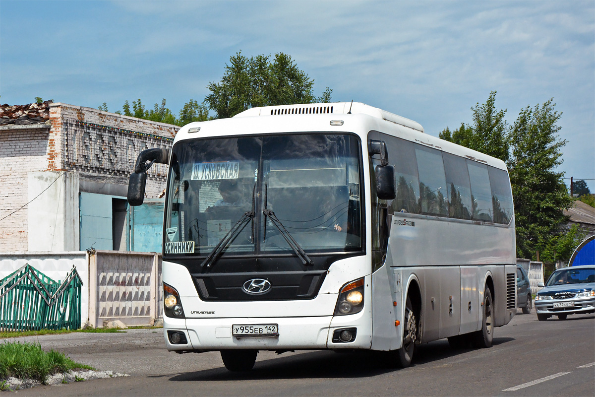 Кемеровская область - Кузбасс, Hyundai Universe Space Luxury № У 955 ЕВ 142