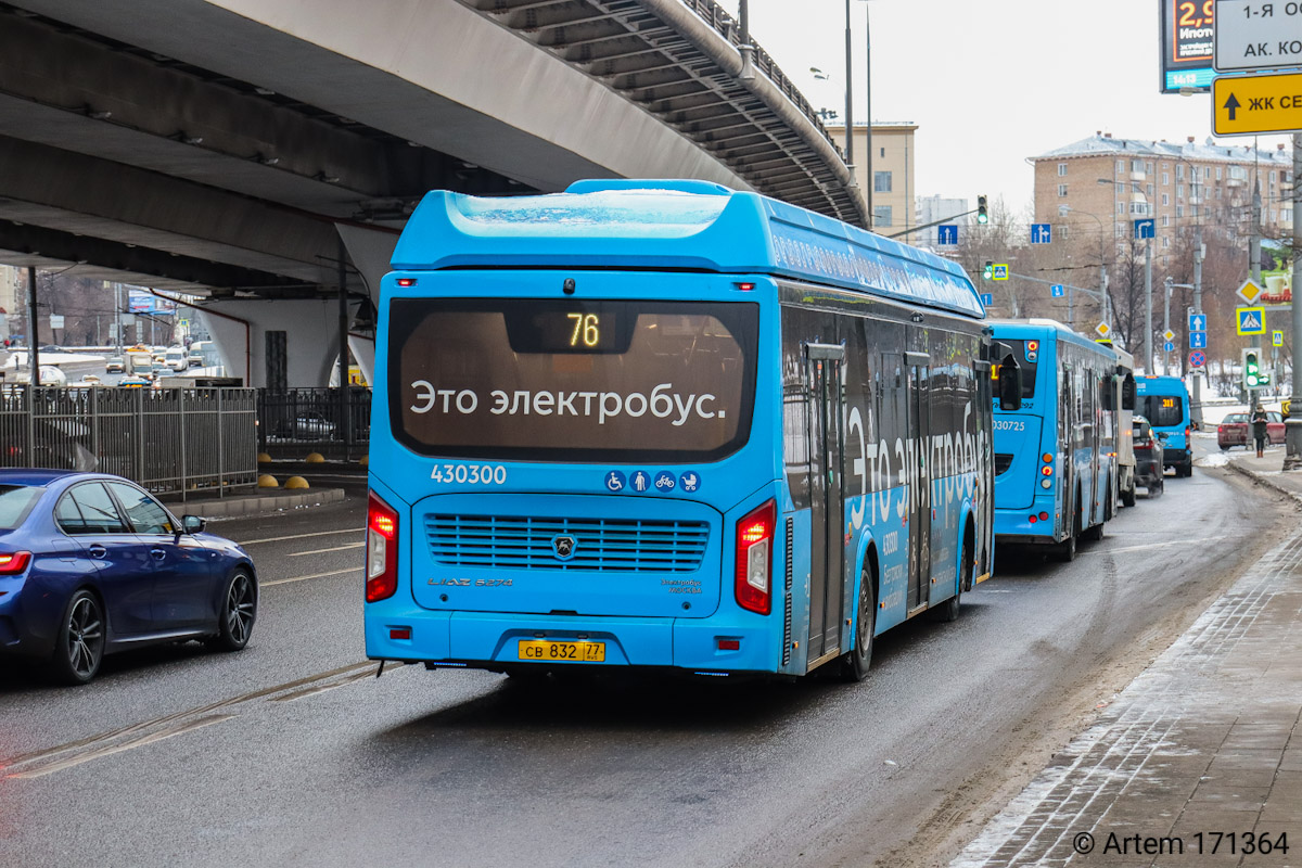 Moscow, LiAZ-6274 # 430300