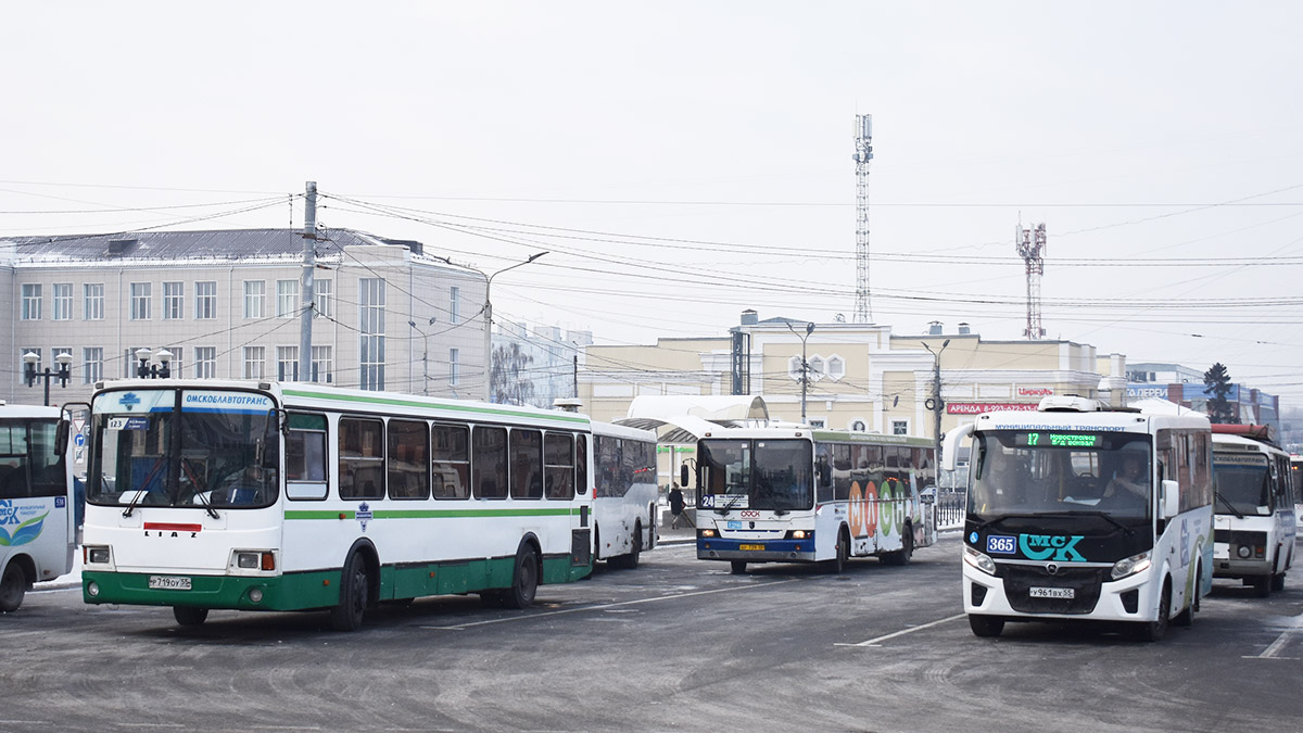 Omsk region, PAZ-320435-04 "Vector Next" Nr. 365; Omsk region — Bus stops