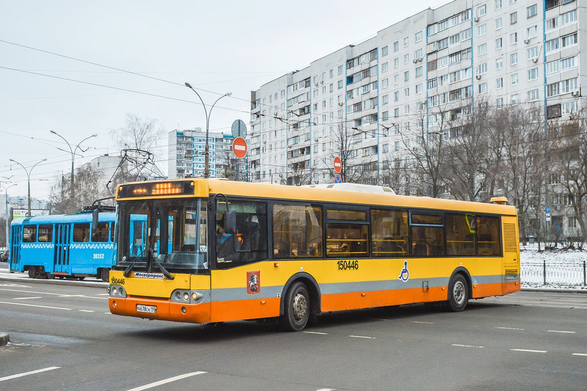 Moskva, LiAZ-5292.22 (2-2-2) č. 150446