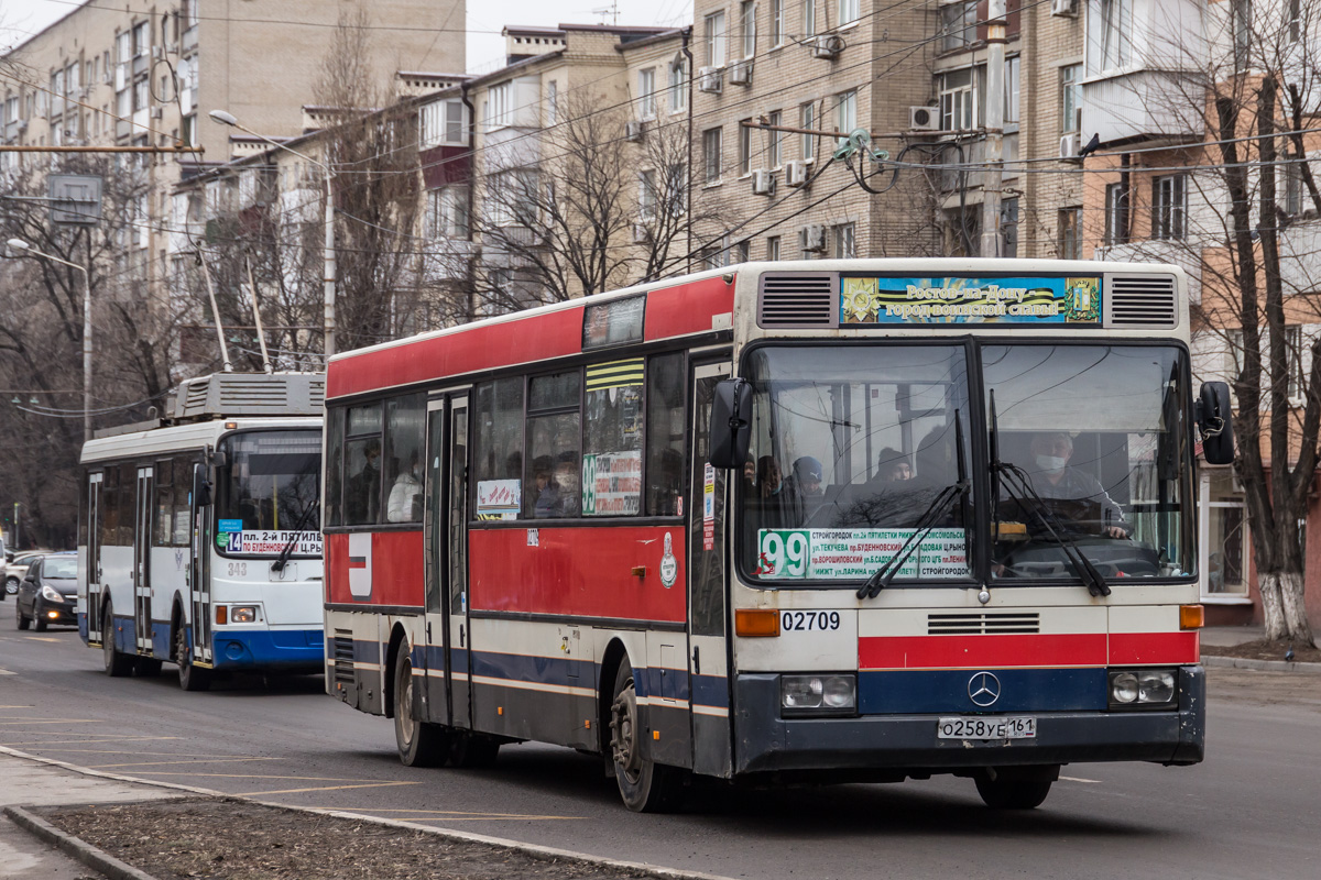 Ростовская область, Mercedes-Benz O407 № 02709