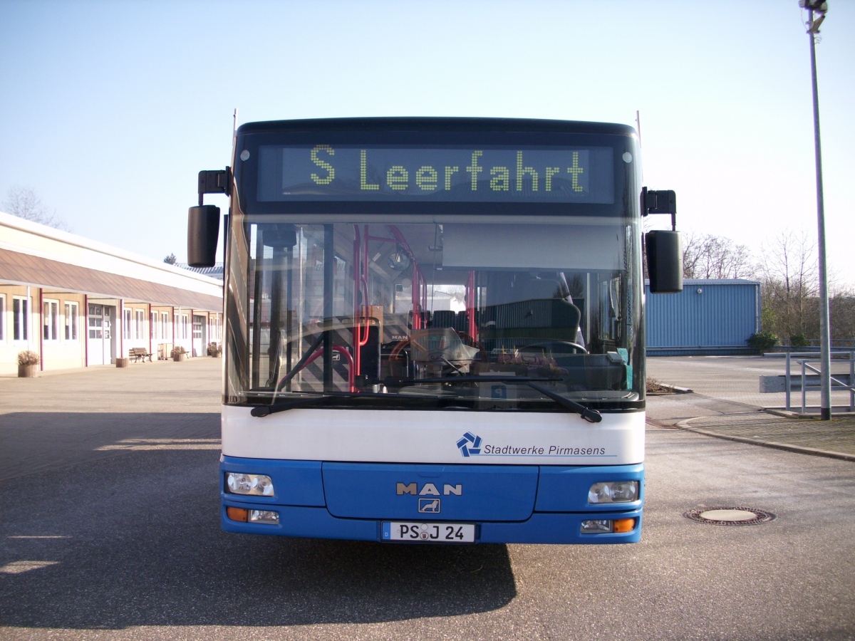 Rhineland-Palatinate, MAN A21 NL263 Nr. 24