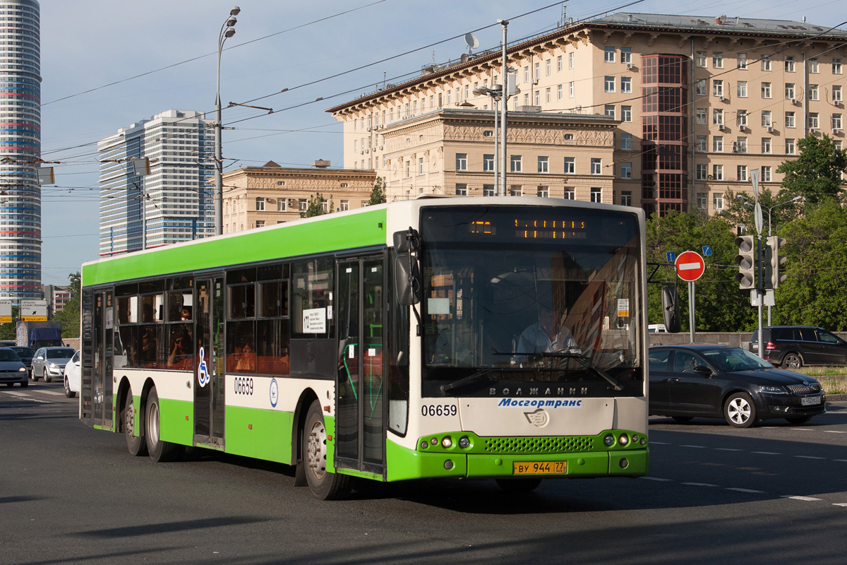 Москва, Волжанин-6270.06 