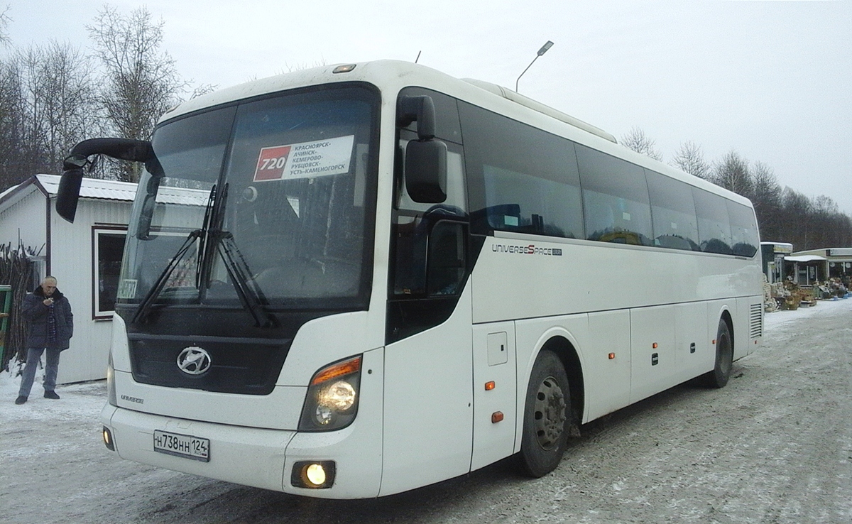 Красноярский край, Hyundai Universe Space Luxury № Н 738 НН 124