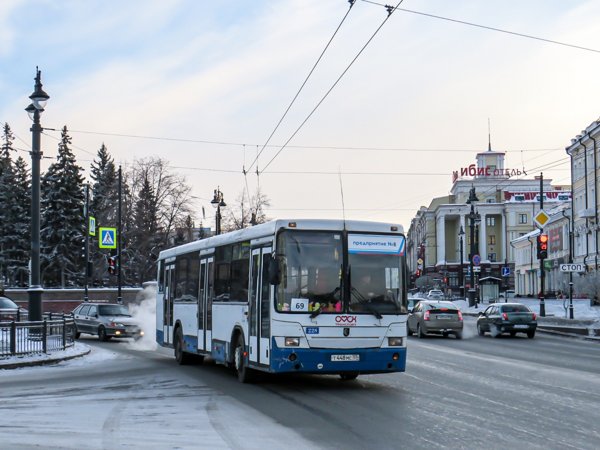 Omsk region, NefAZ-5299-20-15 # 228