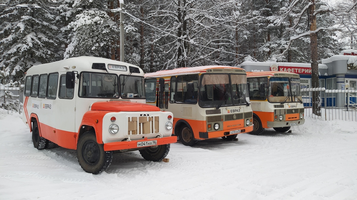 Свердловская область, КАвЗ-3270 № М 041 НХ 96