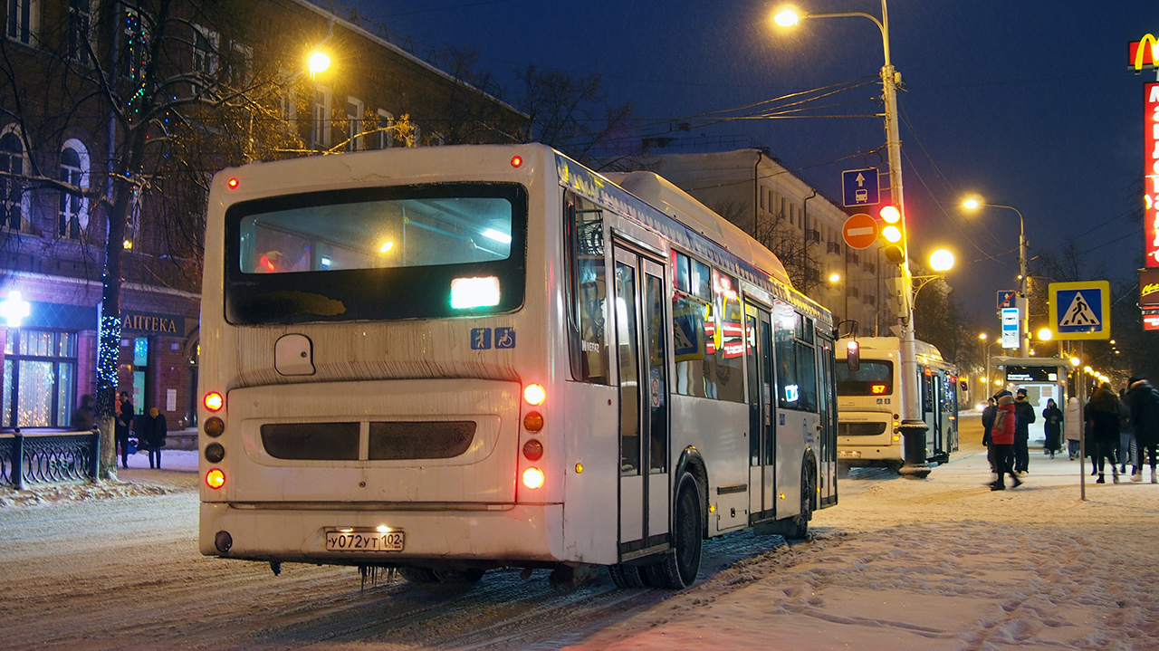 Bashkortostan, NefAZ-5299-30-51 № 0517