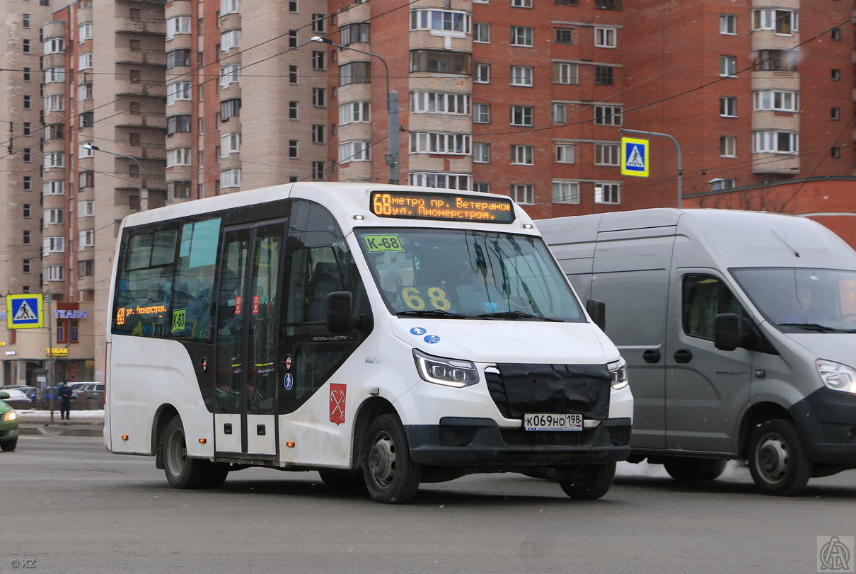 Санкт-Петербург, ГАЗ-A68R52 City № 37