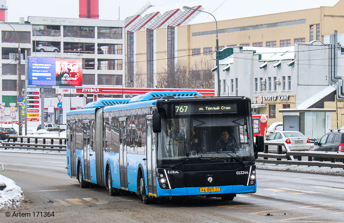 Moskwa, LiAZ-6213.65 Nr 013244